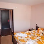 семеен искър